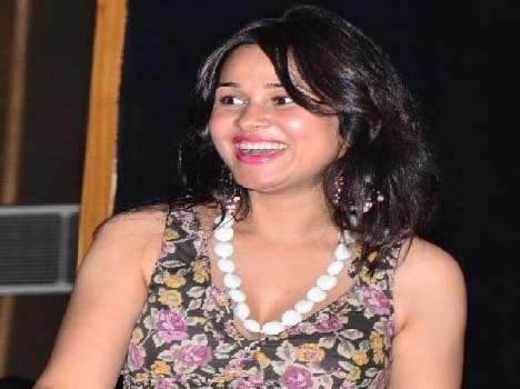 Nisha Kothari Become lady Dabangg